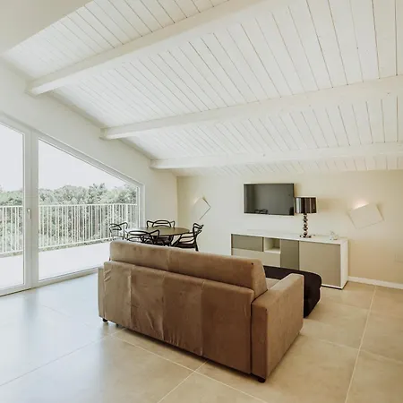 106 Guest house *
