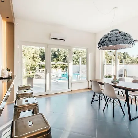 106 Guest house