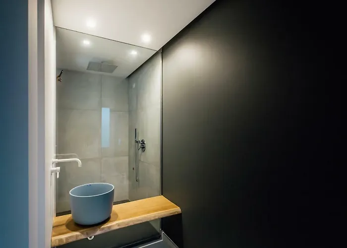 106 בית הארחה 4*